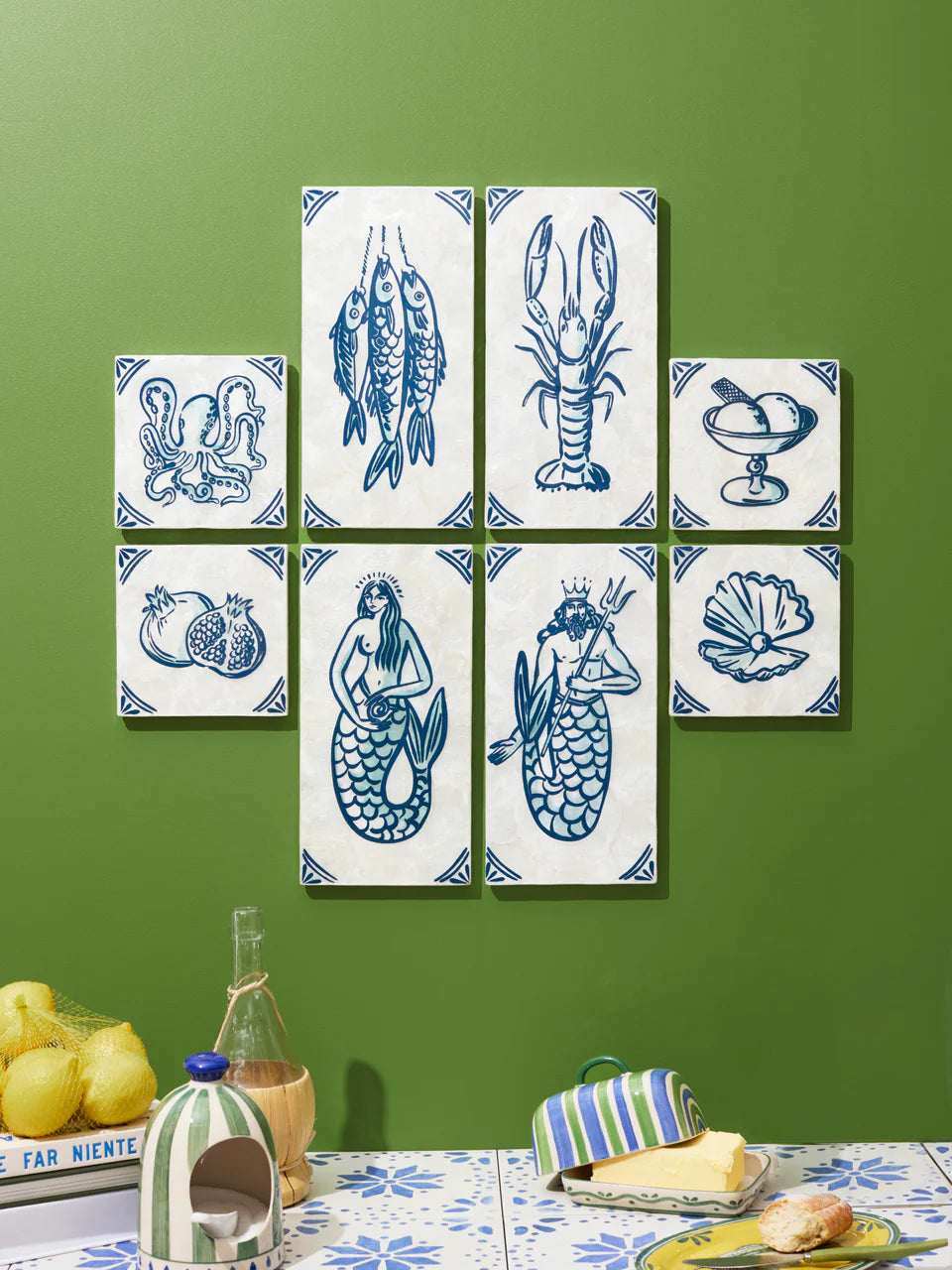 TAVERNA WALL ART TRIDENT