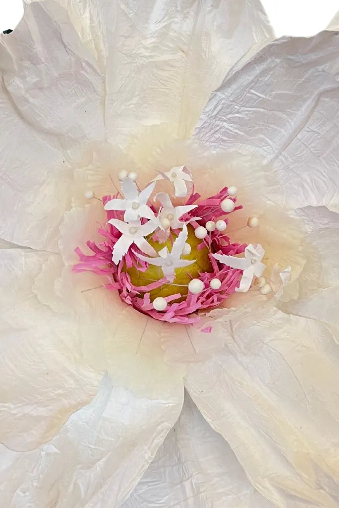 Dancing Paper Flower – White