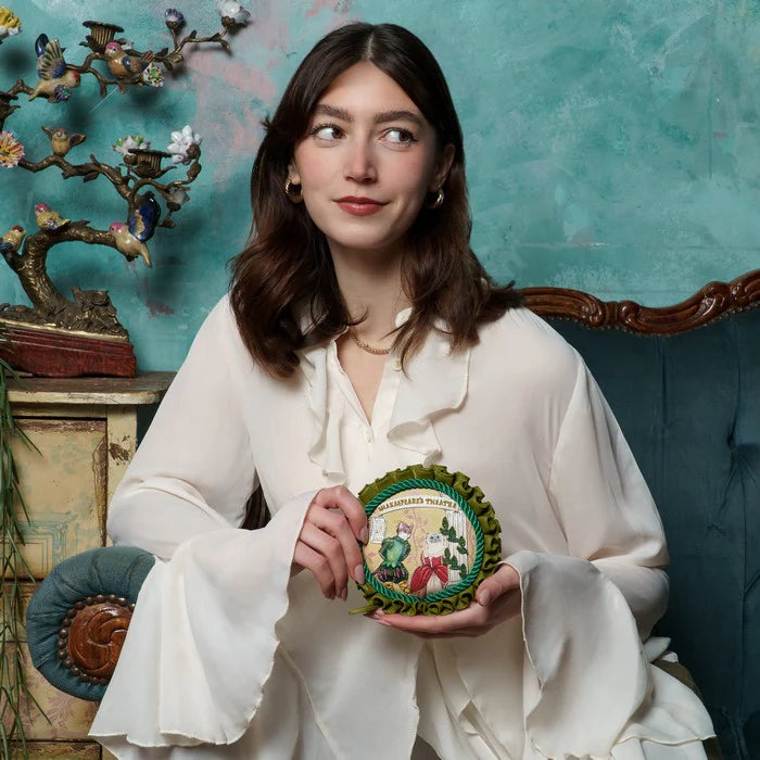Vendula Shakespeare's Theatre - Twelfth Night Round Coin Purse